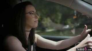 ���ேசி கால்வெர்ட் அழைத்து சென்றார் அவரது விஷயங்களை இருந்து தனது முன்னாள்