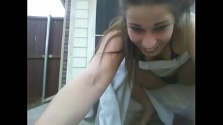 מסוכן קאם להראות בחוץ