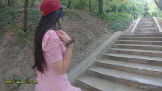 Dean og Hans Onkel Dan Give Ung Prostitueret To Tykke Masser af Sperm Dybt Ind i Hendes 18-Årige Pussy - Bella Angel Del 1 af 2